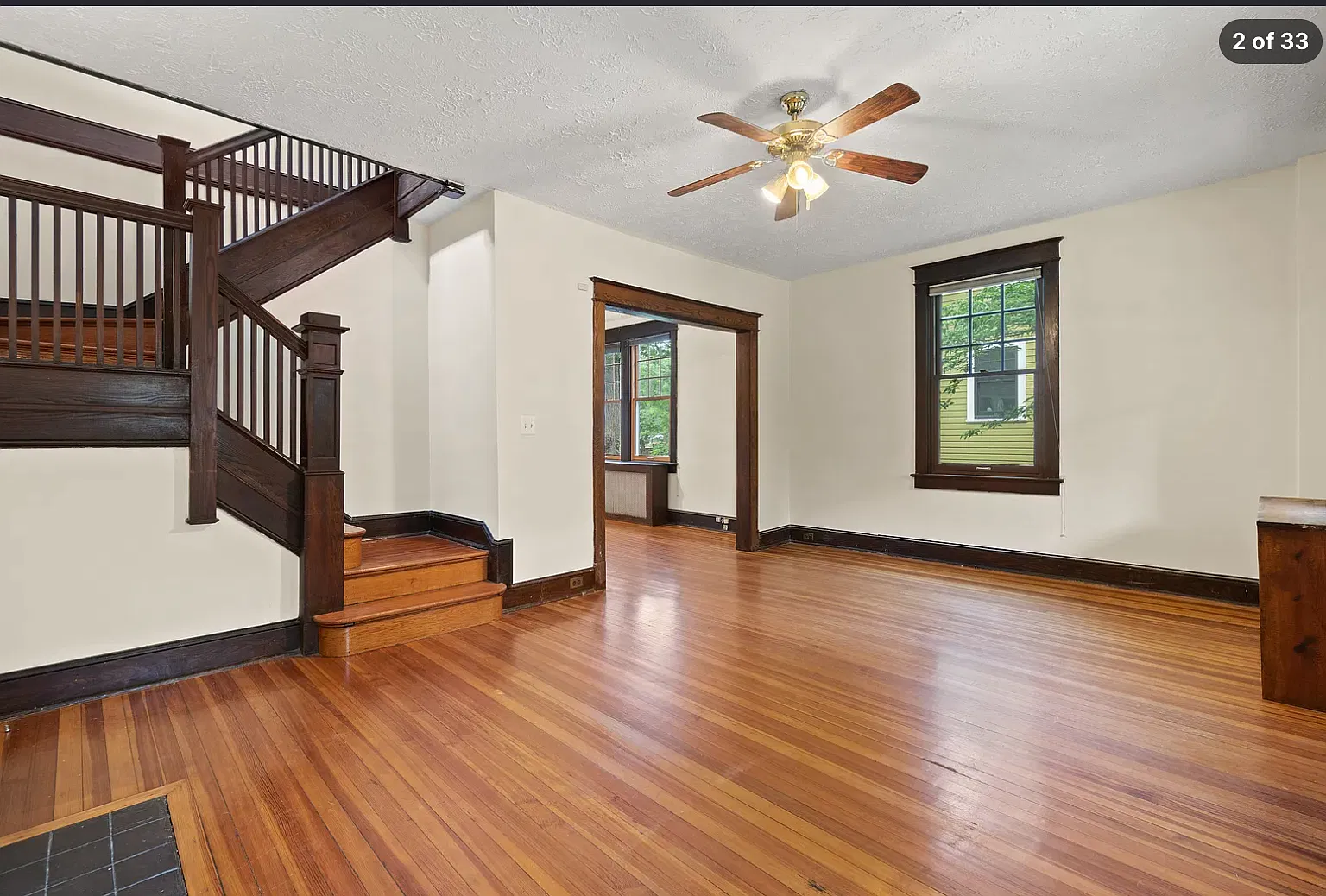 3 bed, 1416 sqft, $3,825 — Photo 3