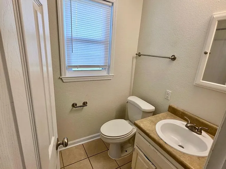 17439 Morgan Dr — Photo 22
