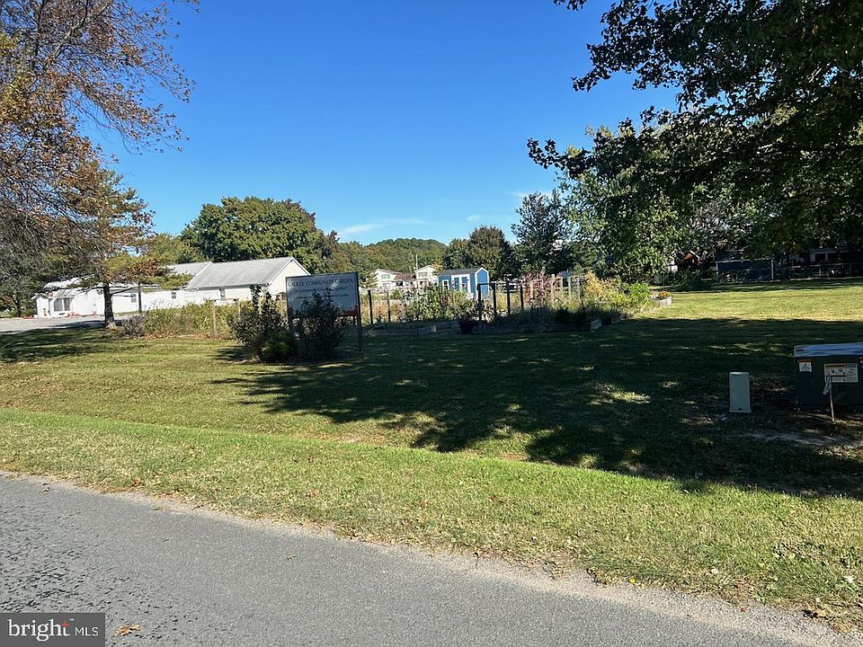 2nd image of 16 & 17 Cecil Dr