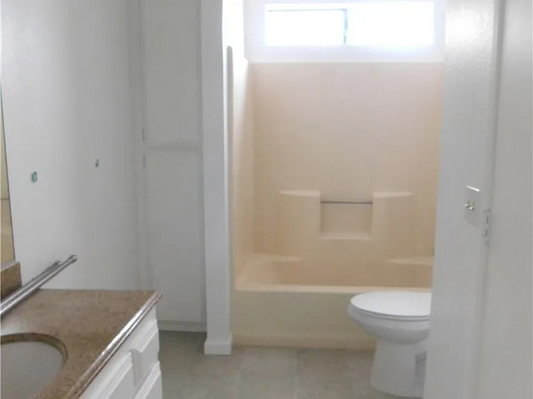 8260 Viburnum Ave — Photo 13