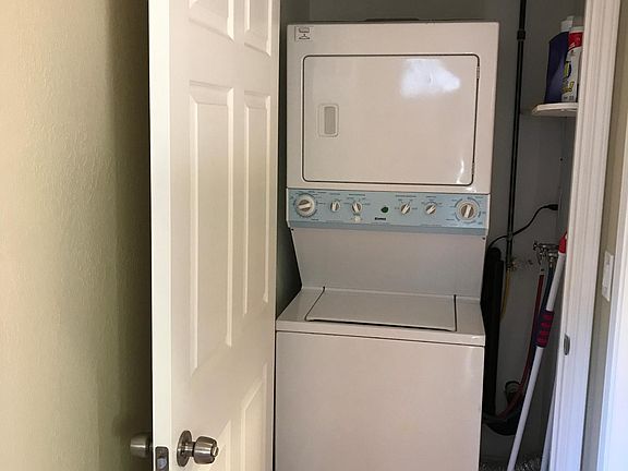 2nd image of 1279 Lane Ave Unit B
