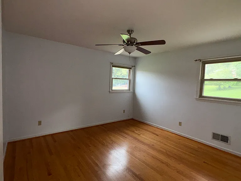5528 Galloway Cir — Photo 2
