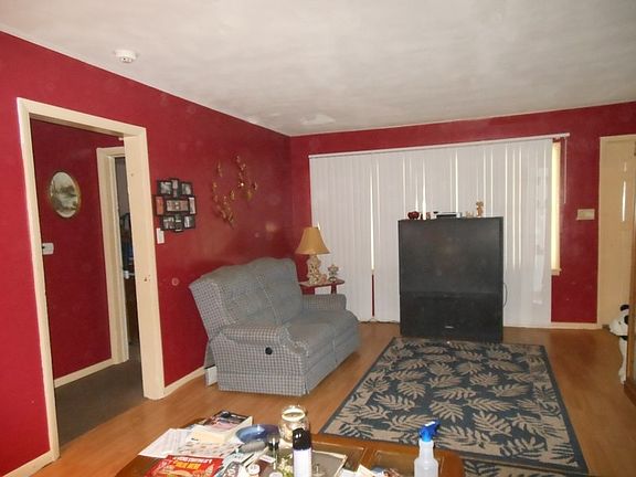5th image of 4808 Camden St