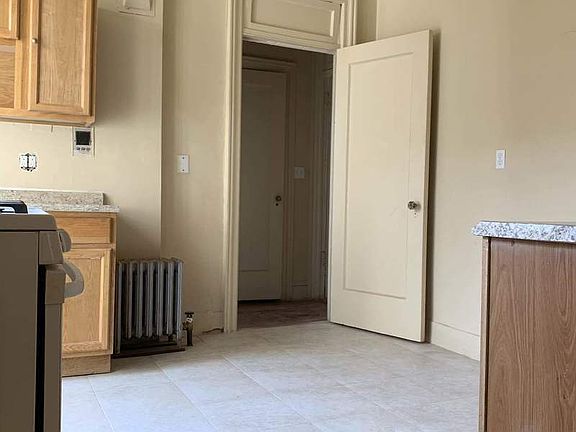 3rd image of 465 W 148th St APT 5C