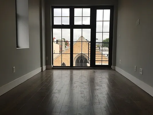 Rented by P Management | media 13