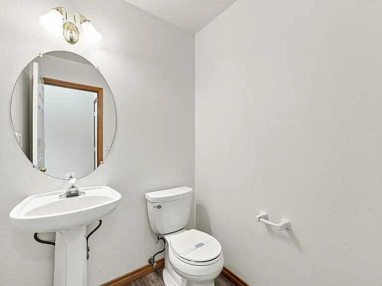 3203 NE 171st Ave — Photo 15
