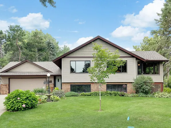 8125 Sunkist Cir, Minneapolis, MN 55444