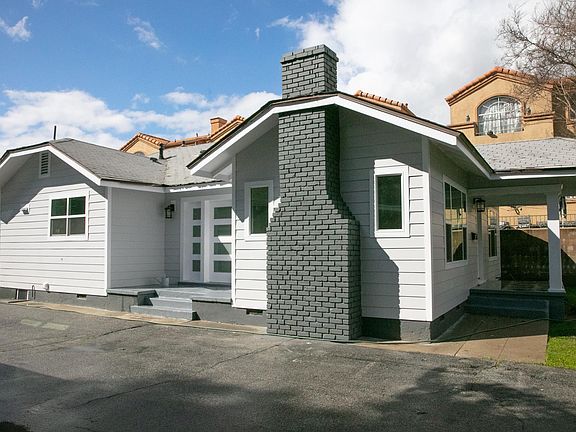 Cottage - Side view