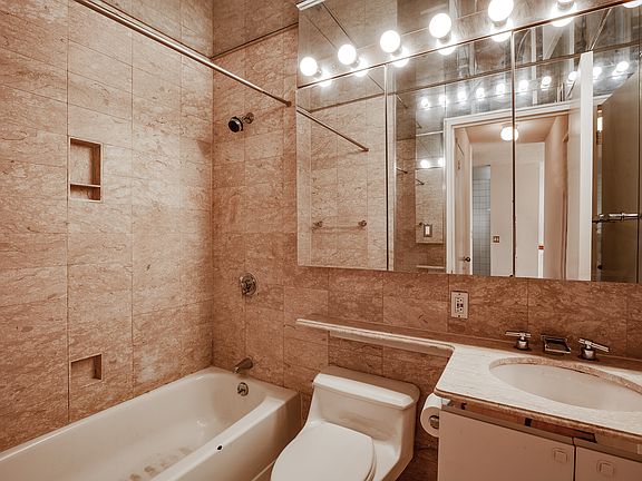 4th image of 630 1st Ave APT 28G