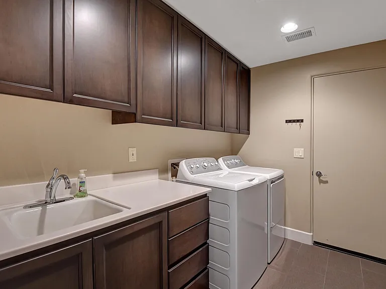210 Gold Canyon Dr — Photo 70