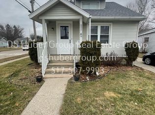 805 Comfort St, Lansing, MI 48915