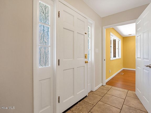 4th image of 419 Dunmore Road
