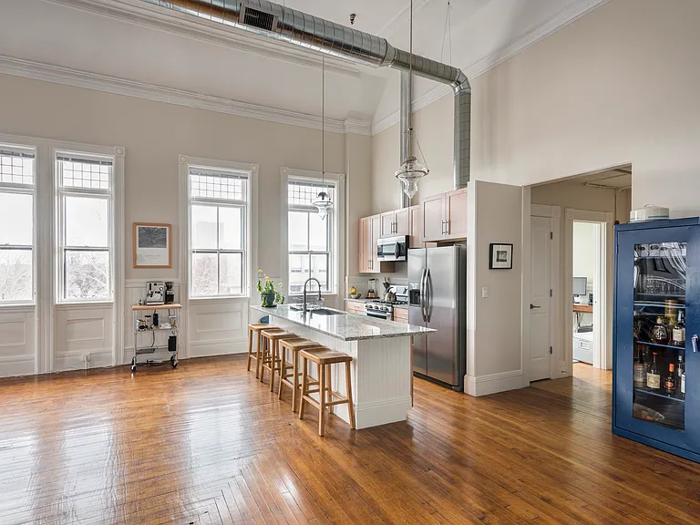 741 Westminster St #301 — Photo 9