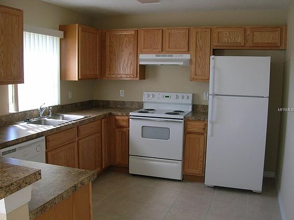 5th image of 764 Camel Ct
