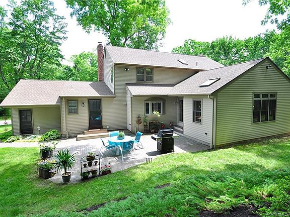 4th image of 111 Woodhaven Dr