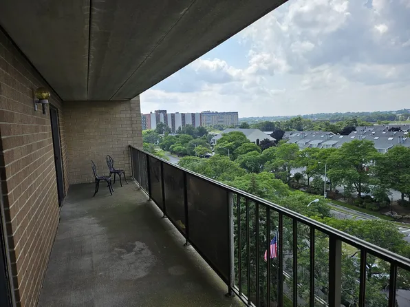 175 Quincy Shore Dr #71, Quincy, MA 02171