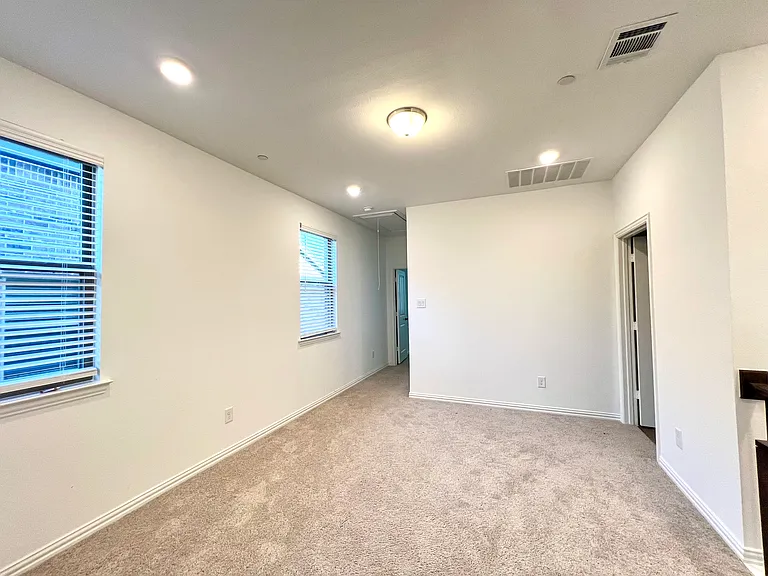 6619 Baritone Ct — Photo 14
