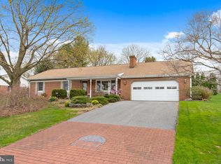 314 Wynwood Dr, Willow Street, PA 17584