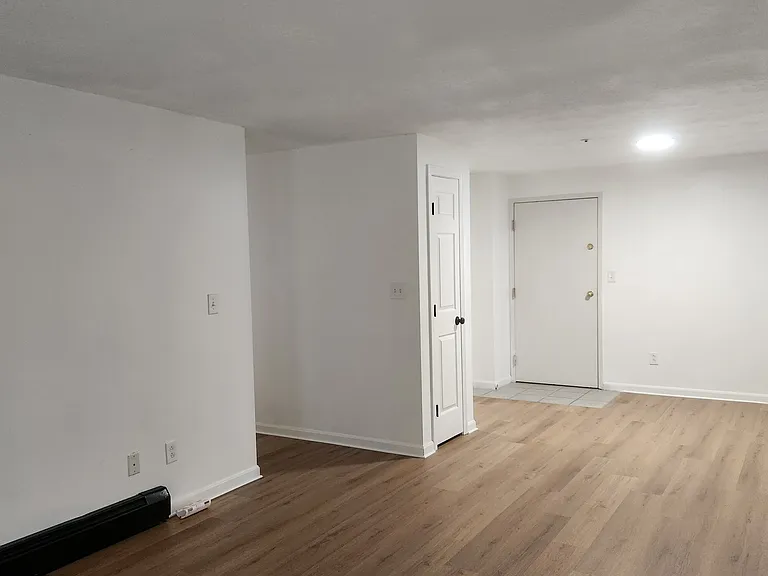 39 Northern Ave #8 — Photo 2