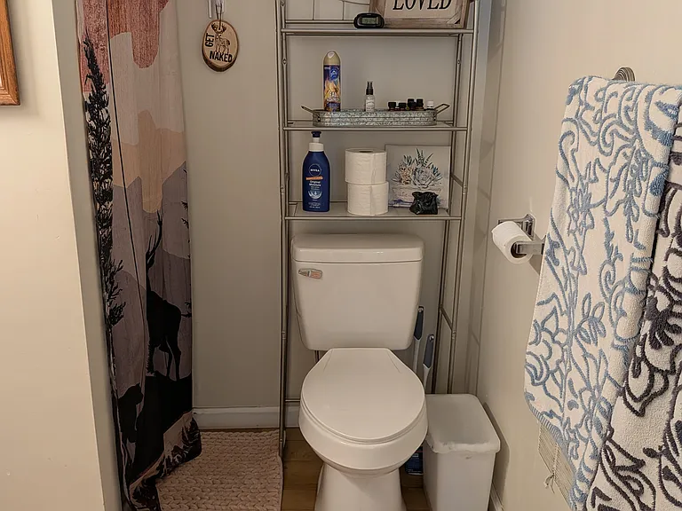 1516 Willow Dr #B — Photo 7