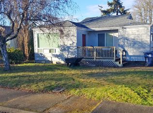 1880 F St, Springfield, OR 97477