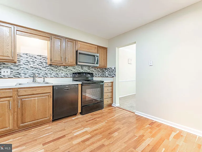 11 Chateau Cir — Photo 9