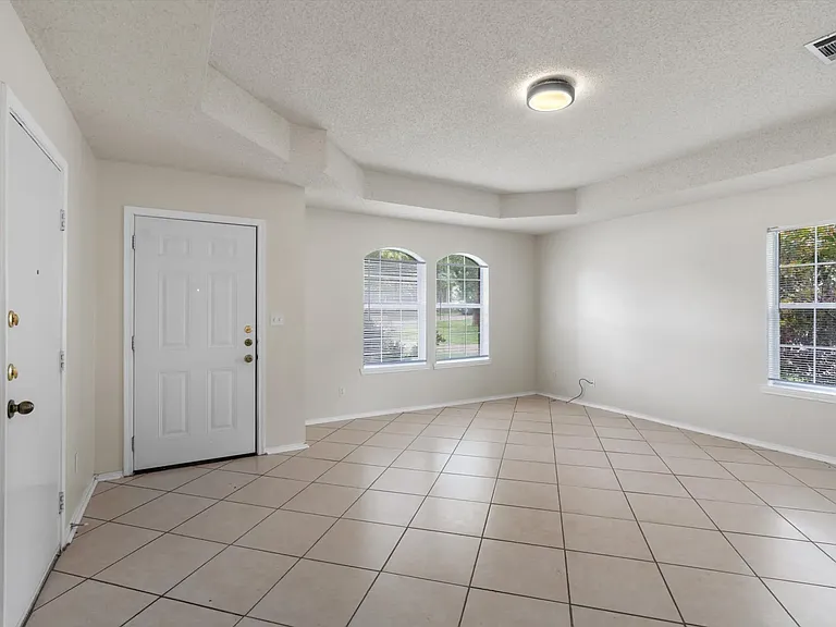 101 Ina Ct #INACOURT101 — Photo 16