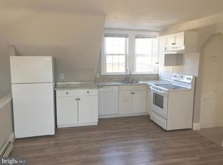 902 Hughes Dr, Hamilton, NJ 08690