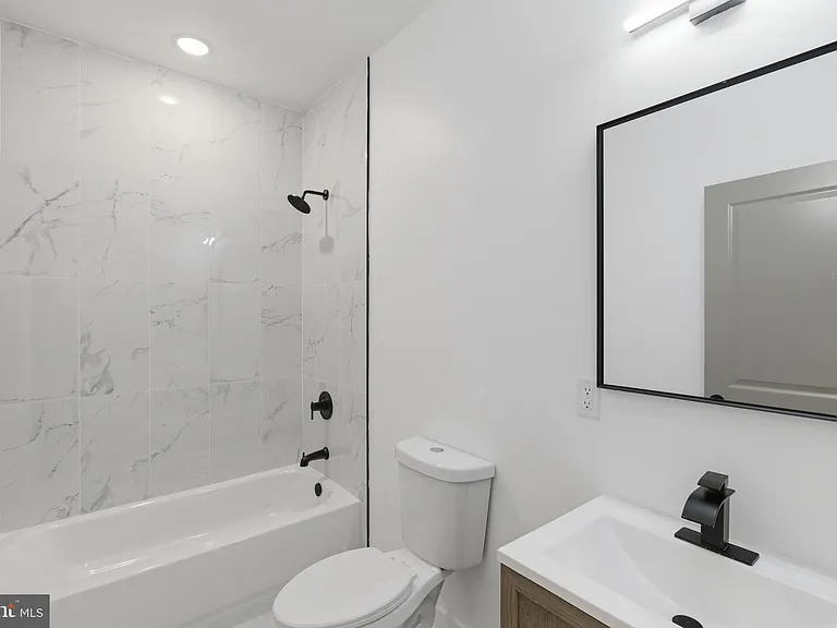 2310 N Sydenham St #1 — Photo 7