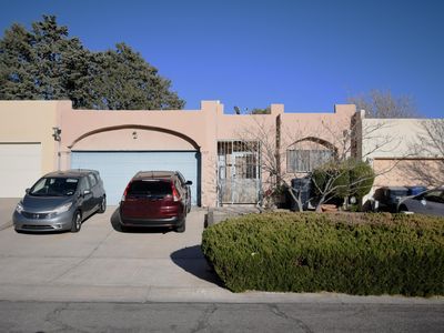 6916 Black Pine Pl NE, Albuquerque, NM, 87109
