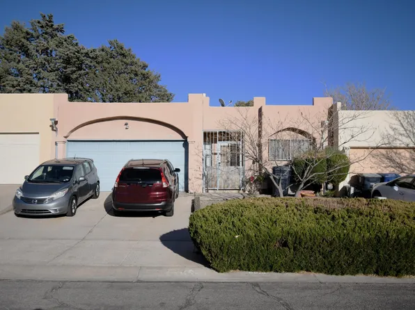 6916 Black Pine Pl NE, Albuquerque, NM 87109