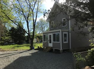 11 John St, Helmetta, NJ 08828