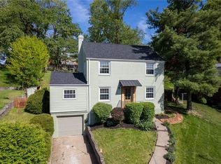 5669 Valleyview Dr, Bethel Park, PA 15102