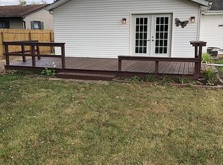 760 Acadia Rd, Valparaiso, IN 46385