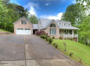 93 Kara Ln, Scott Depot, WV 25560