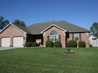 290 S Prairie Ln, Marshfield, MO 65706