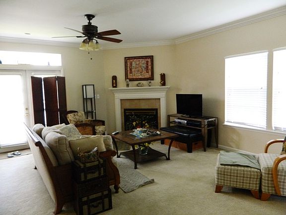 3rd image of 9426 Windam Way