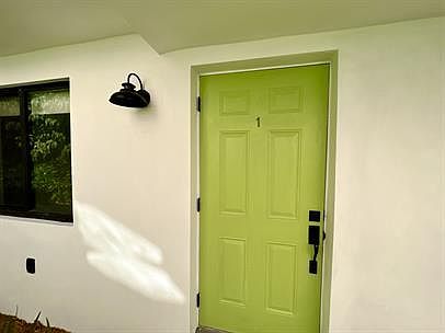 2nd image of 19 NW 52nd St #21