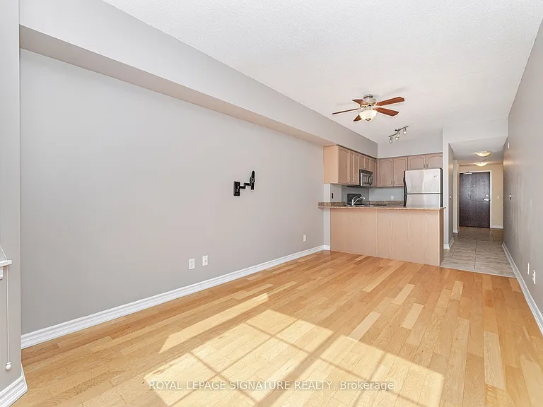 47 Caroline St N #307 — Photo 20