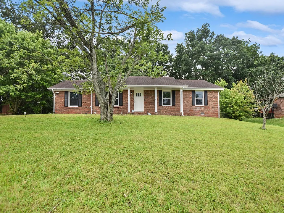 220 Marshall Dr
