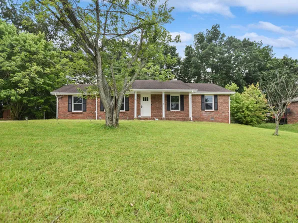 220 Marshall Dr, Clarksville, TN 37042