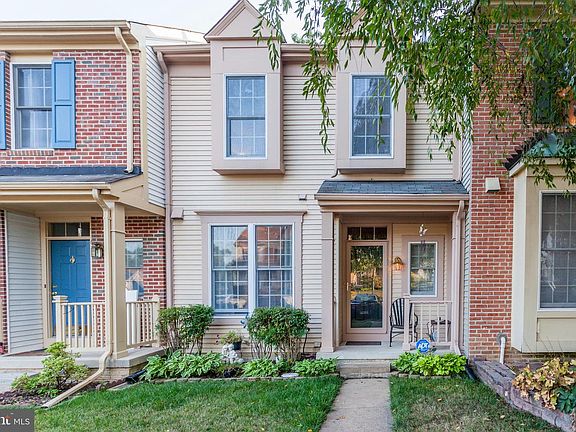 2nd image of 4105 Hampstead Ln