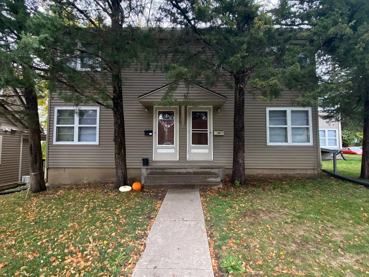 2 bed, 1500 sqft, $1,250 — Photo 1