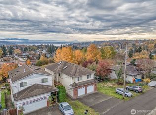 7972 39th Avenue S, Seattle, WA 98118