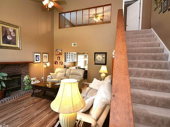 3rd image of 402 Bryant Meadows Dr