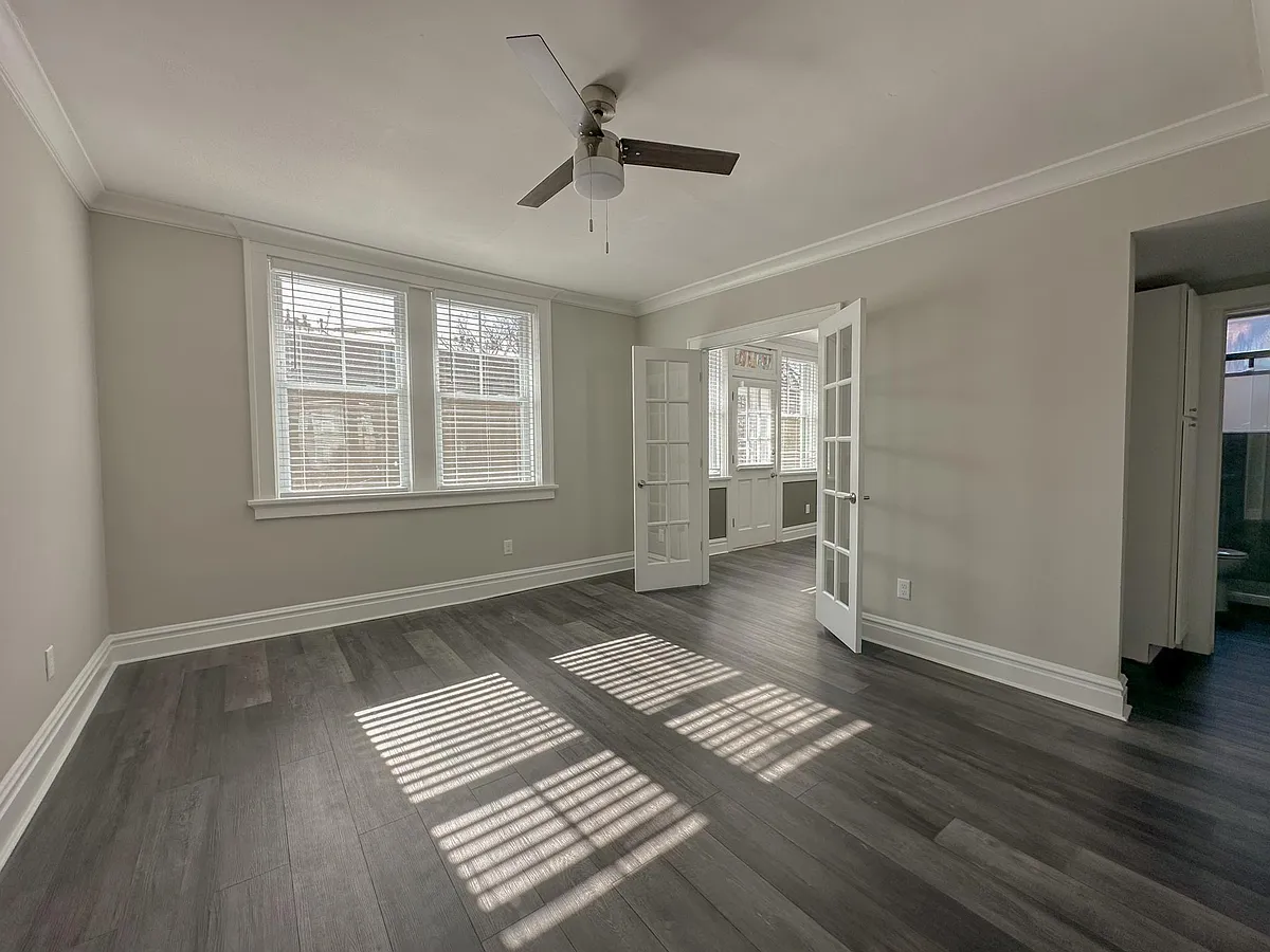 Building Photo - 7505 Pershing Ave #1E