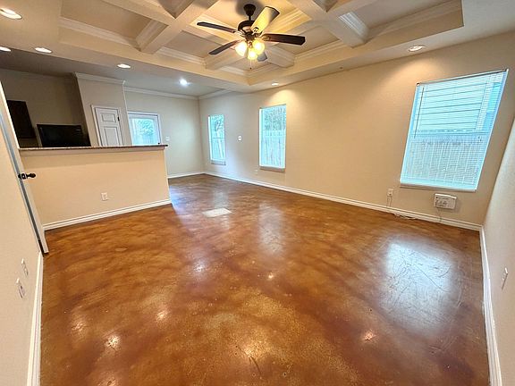 4th image of 5011-5017 Stowers Blvd