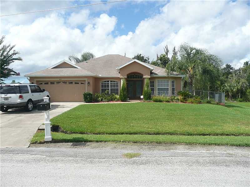 1st image of 441 Lark Ct