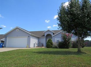 710 S Carriage Xing, Nixa, MO 65714