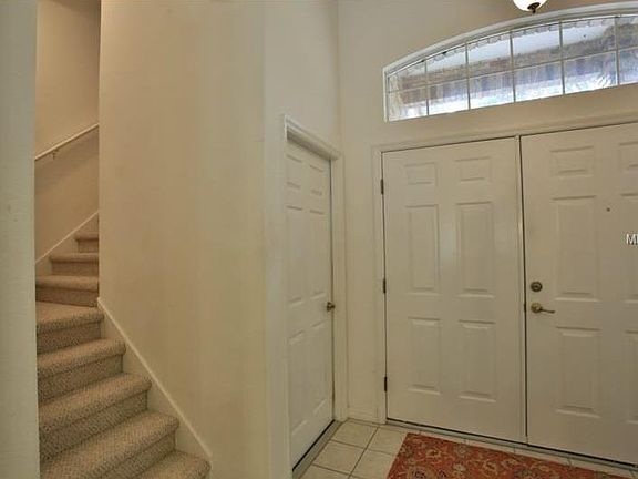 4th image of 920 Sevilla Ave